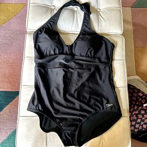 Speedo swim suit bathing suits black halter style sz XXL good condition